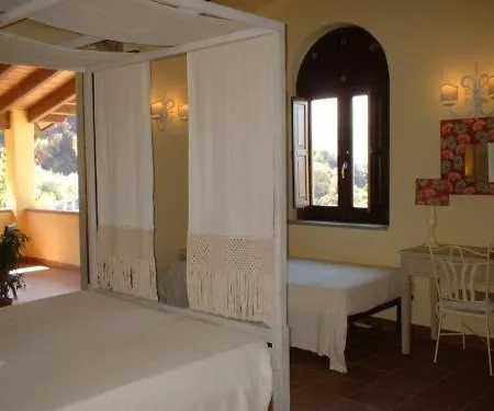Alloggio per agriturismo Antica Tindari